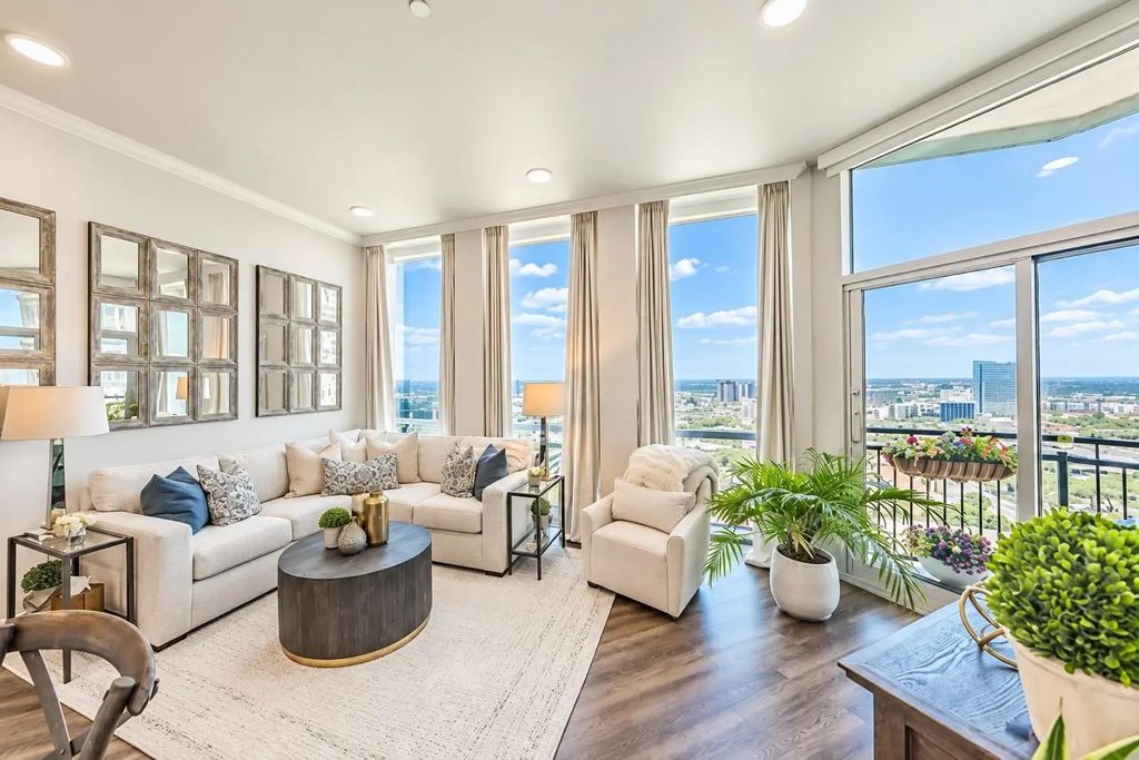 500 Throckmorton Street 1406, Fort Worth
