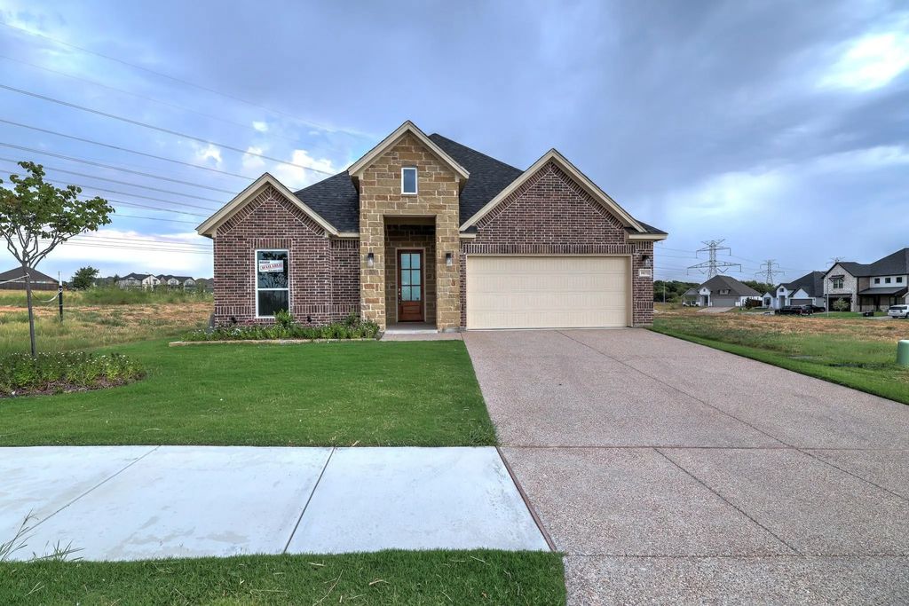 10171 Blue Jay Lane, Benbrook