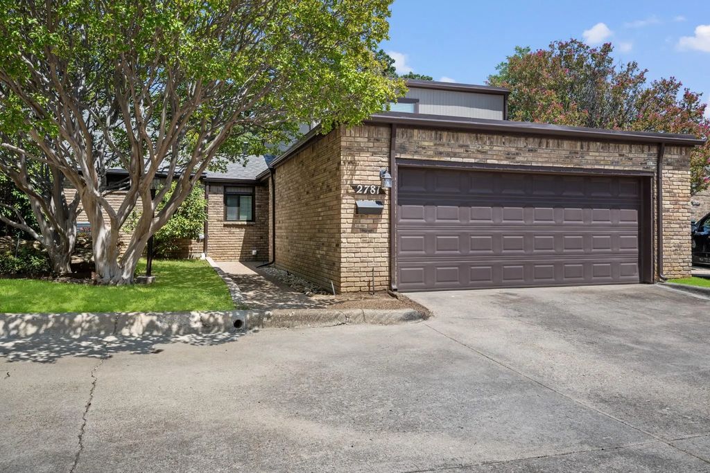 2781 Fairway Park Street, Grand Prairie