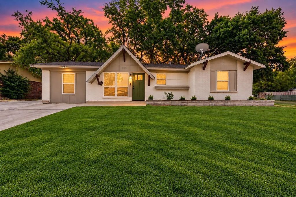 6207 Ivy Hill Road, Fort Worth