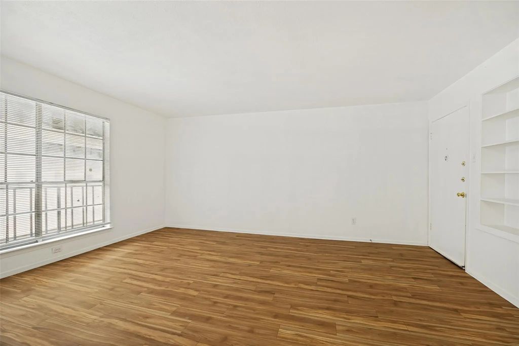 12888 Montfort Drive G-227, Dallas