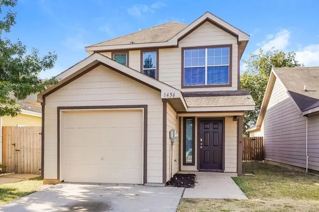 1456 Pine Lane, Fort Worth