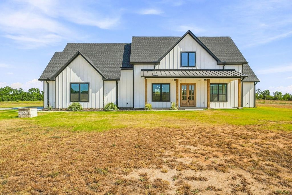 8140 Lavender Road, Springtown