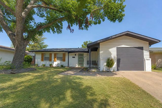 3217 Centennial Drive, Garland