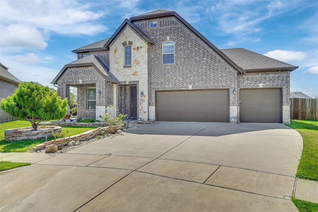 810 Acadia Court, Fate