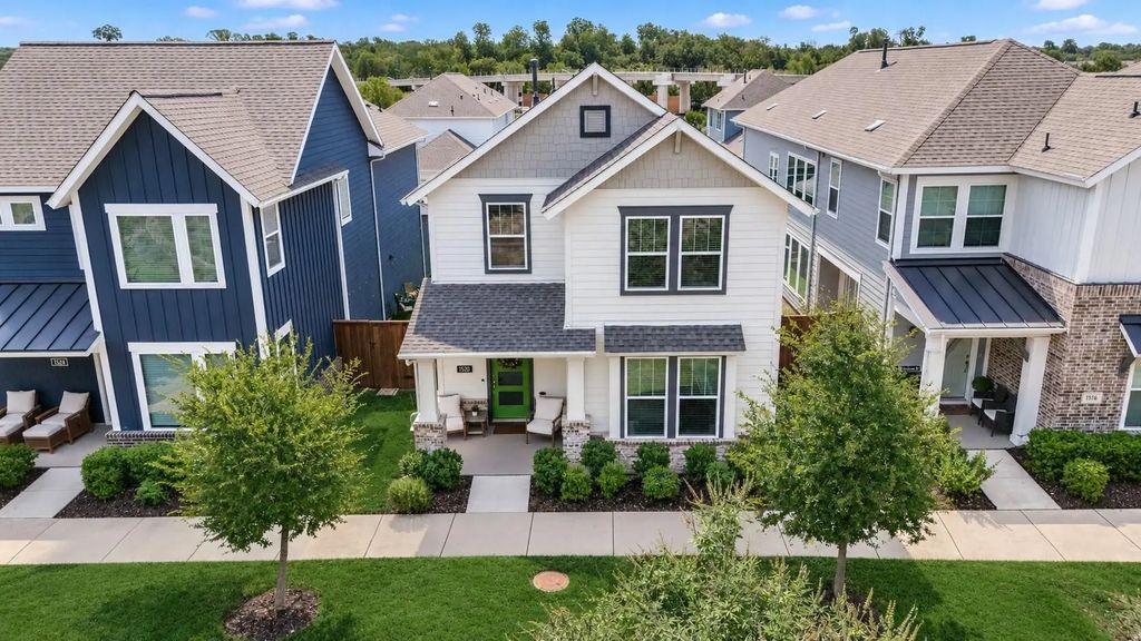1520 Jackson Street, Carrollton