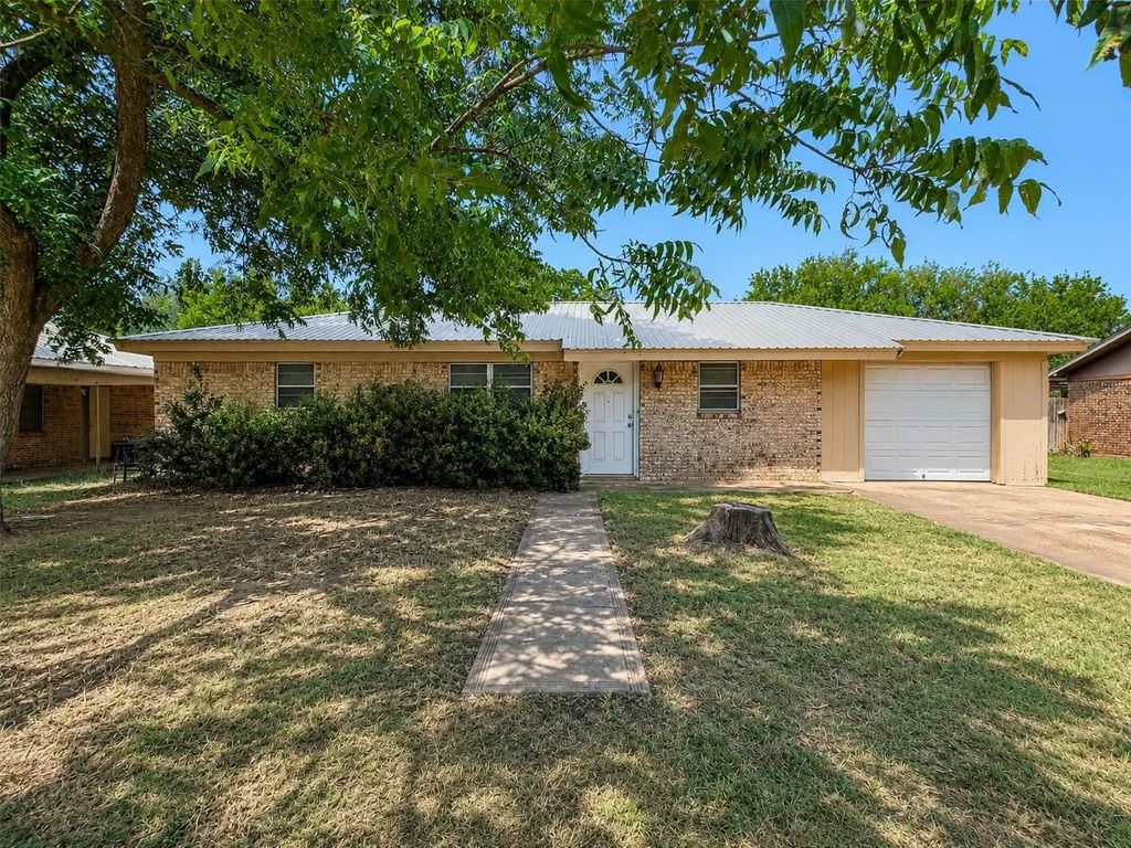 909 N Avenue K, Haskell
