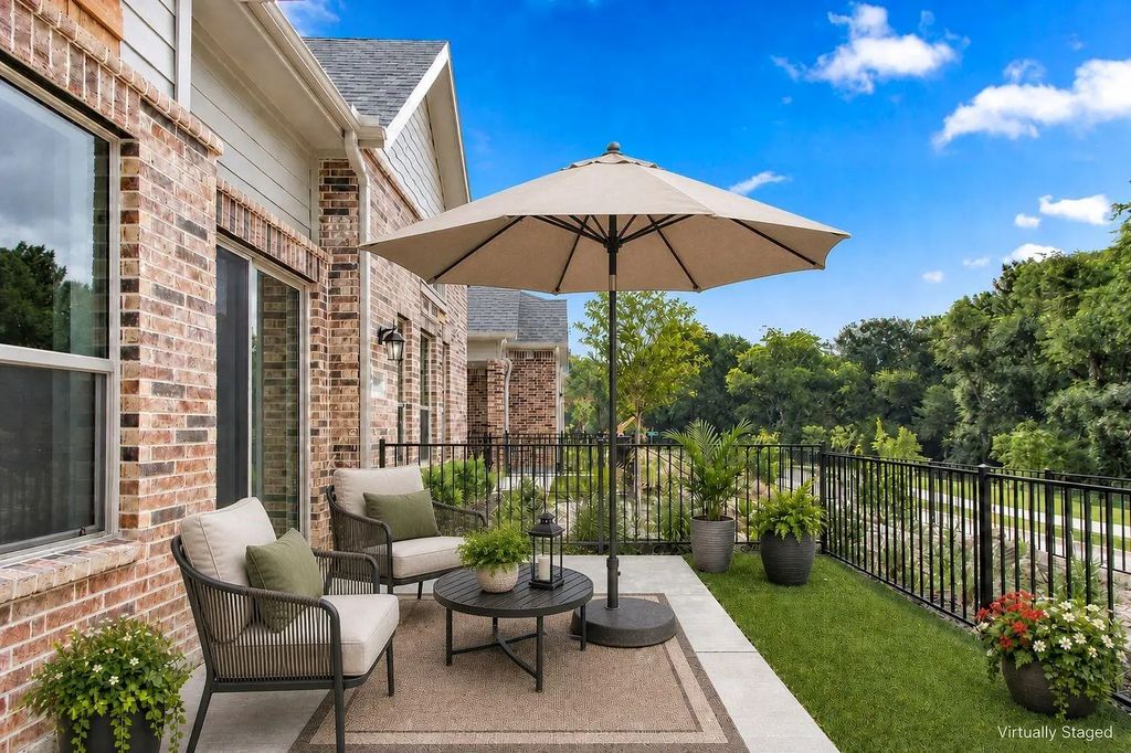 12819 Pine Ridge Trail, Rowlett