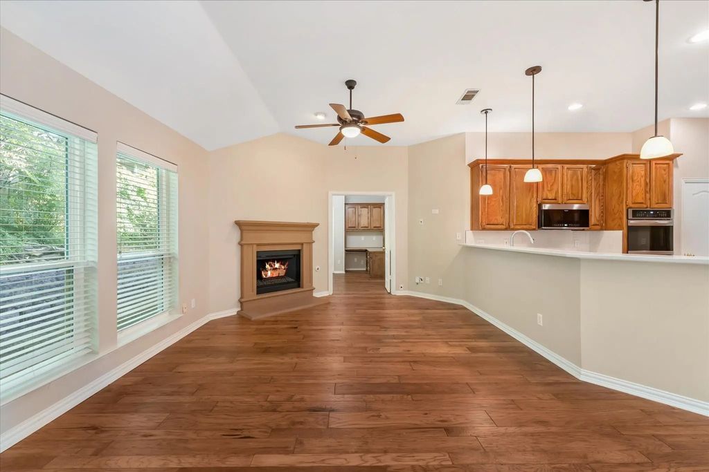 2817 Naples Drive, Hurst