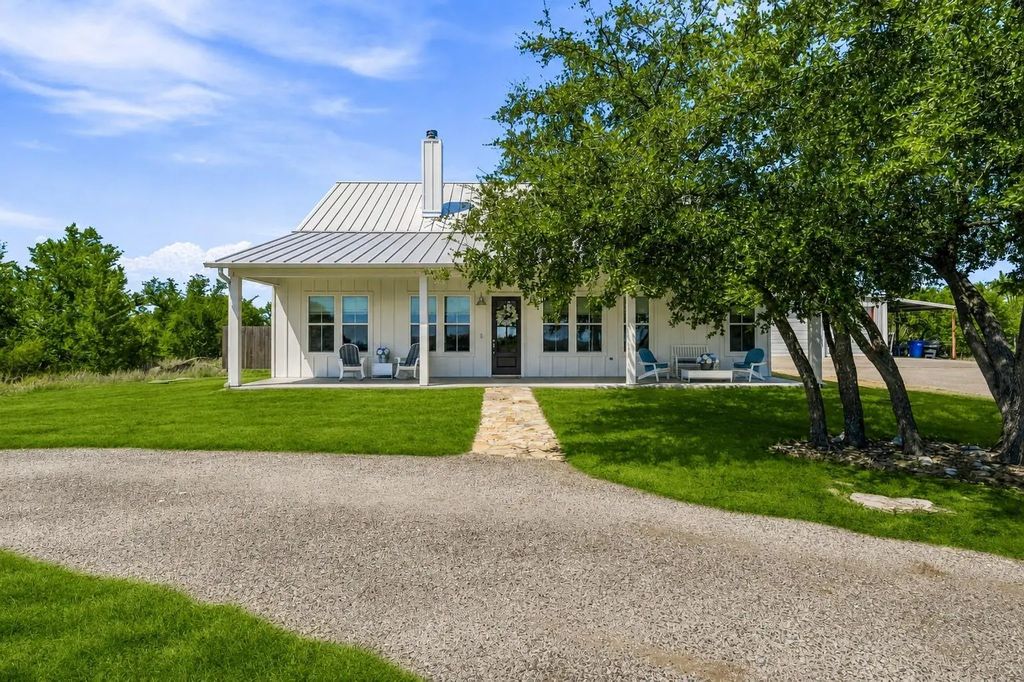 745 Schooner Way, Bluff Dale