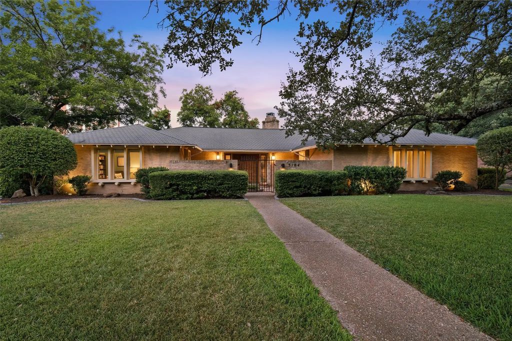 5104 Lake Jackson Drive, Waco