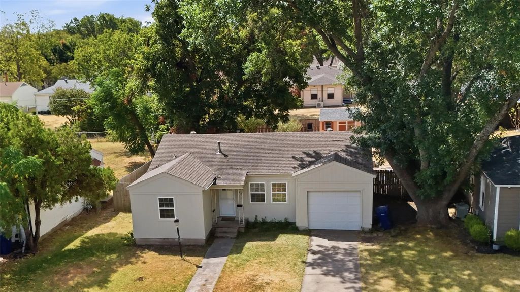 852 Lilac Drive, Garland