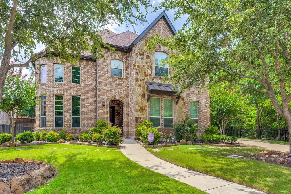 2901 Merryglen Lane, Flower Mound