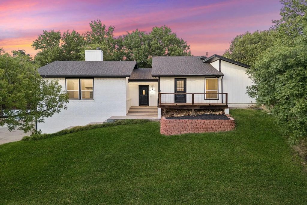 8724 Overland Drive, Fort Worth
