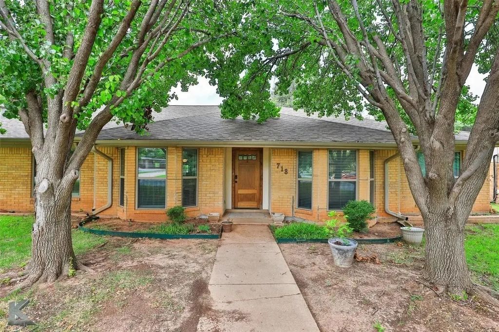 718 Green Valley Drive, Abilene