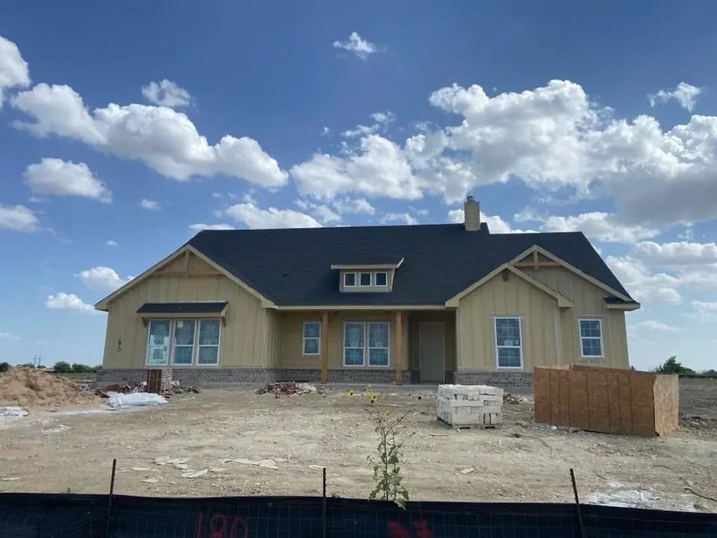 180 Horizon Road, Valley View