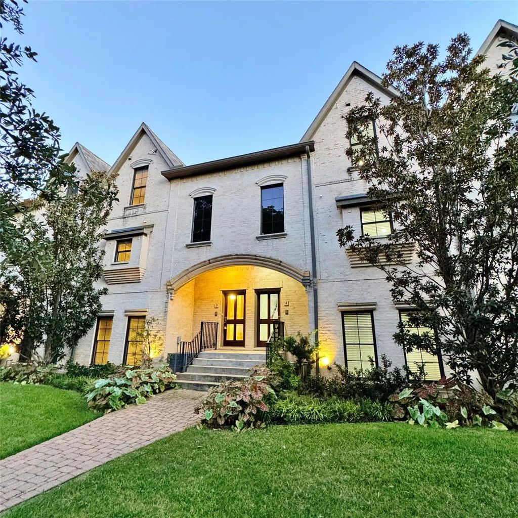 4153 Hyer Street 11, University Park