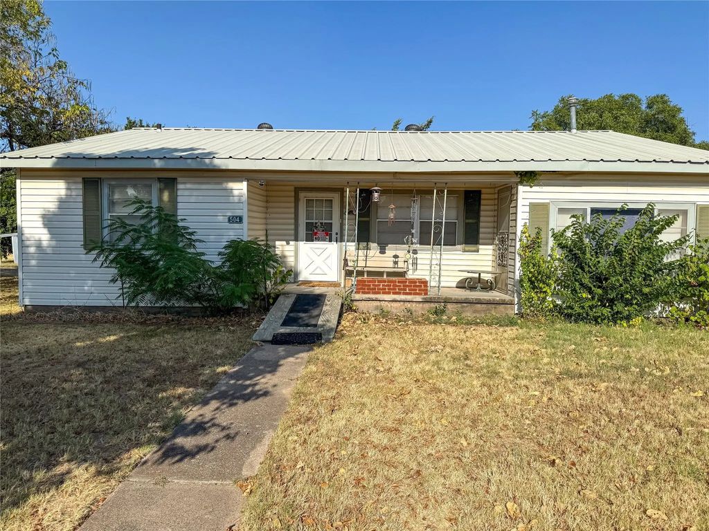504 S Hall Street, Montague