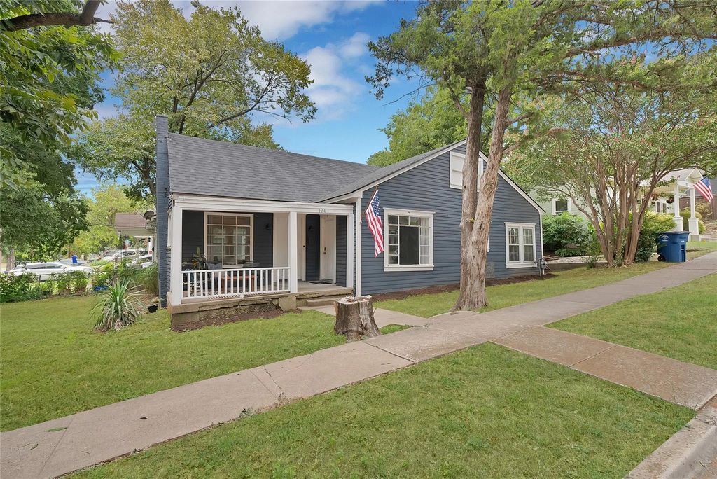 124 E 6th Street, Dallas