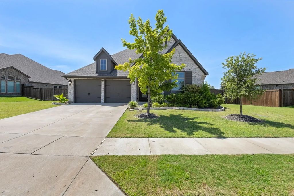 960 Knoxbridge Road, Forney