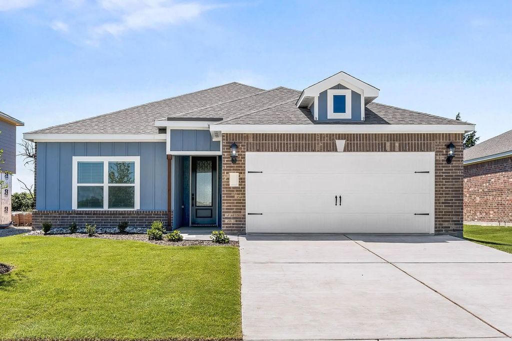 1020 Cypress Avenue, Hutchins