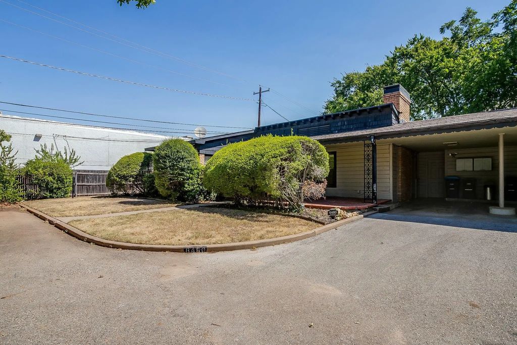 6480 Waverly Way, Fort Worth