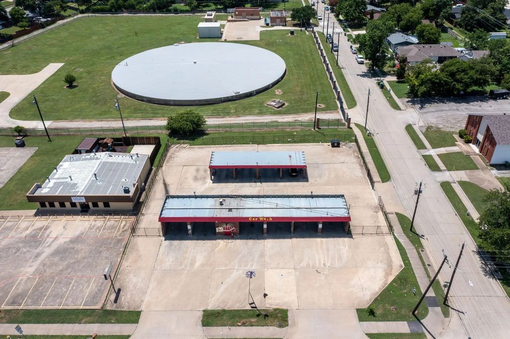 2115 Dairy Road, Garland