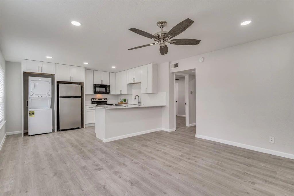 5444 Gaston Avenue 102, Dallas