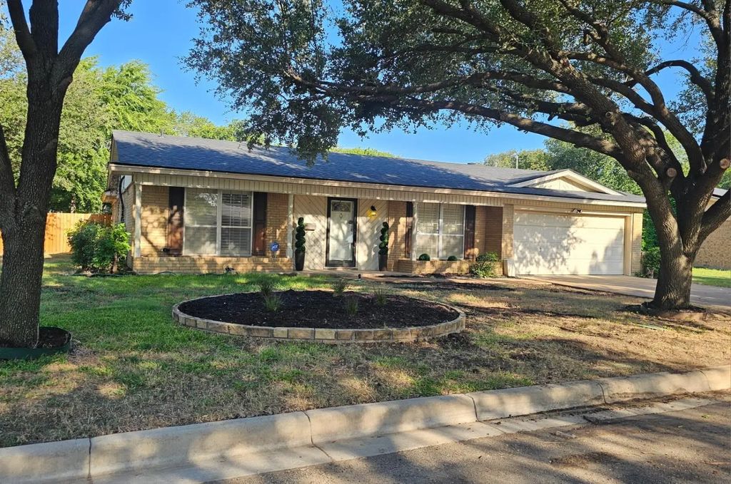 5660 Conlin Drive, Fort Worth