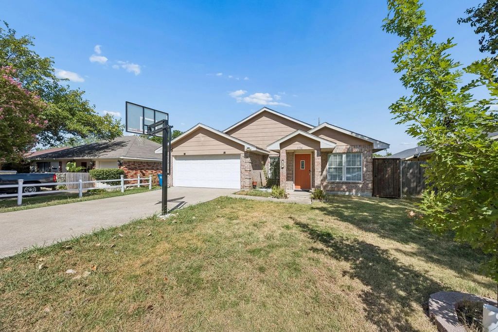 594 Trout Street, Rockwall