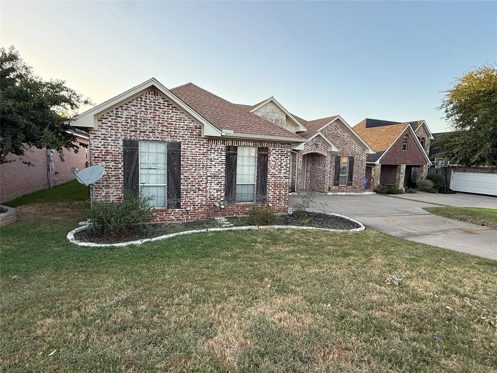 3308 Preston Club Drive, Sherman