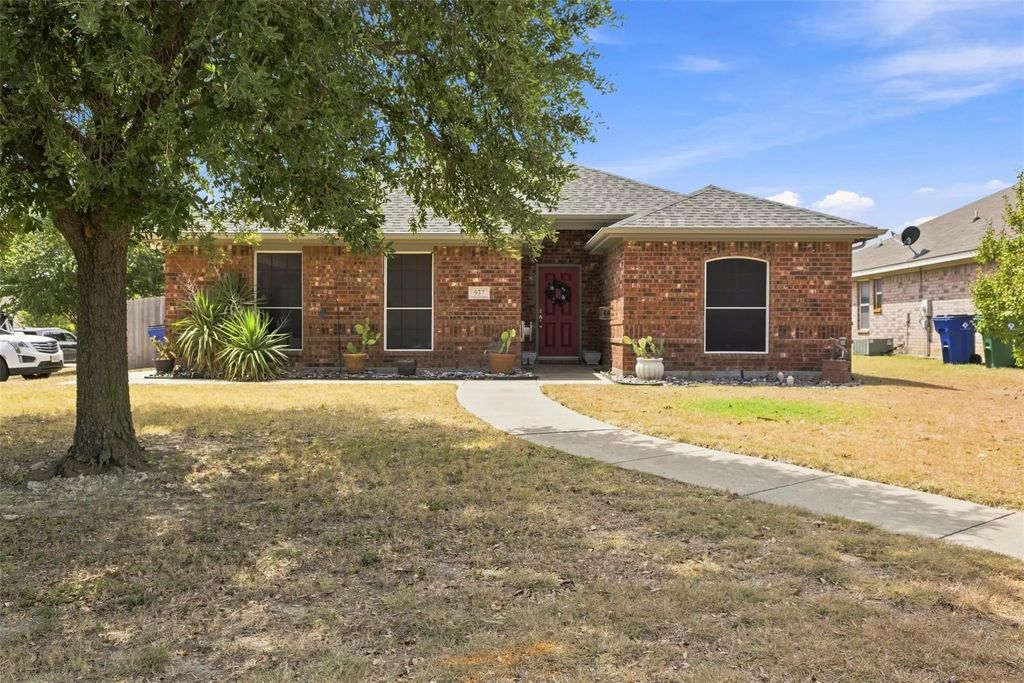 937 Behrens Court, Crowley
