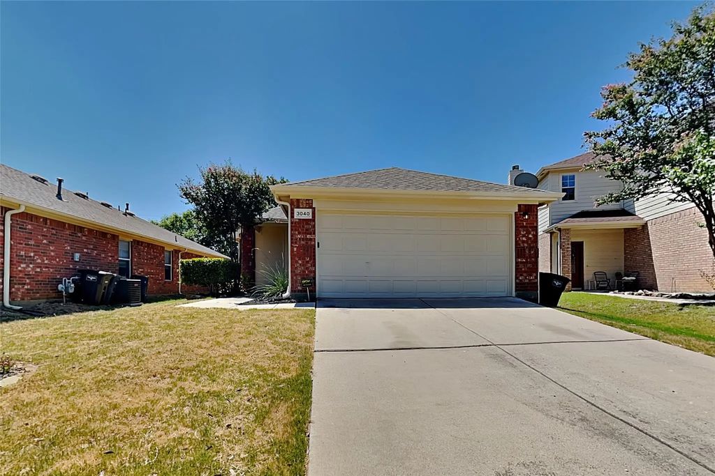 3040 Spotted Owl Drive, Fort Worth