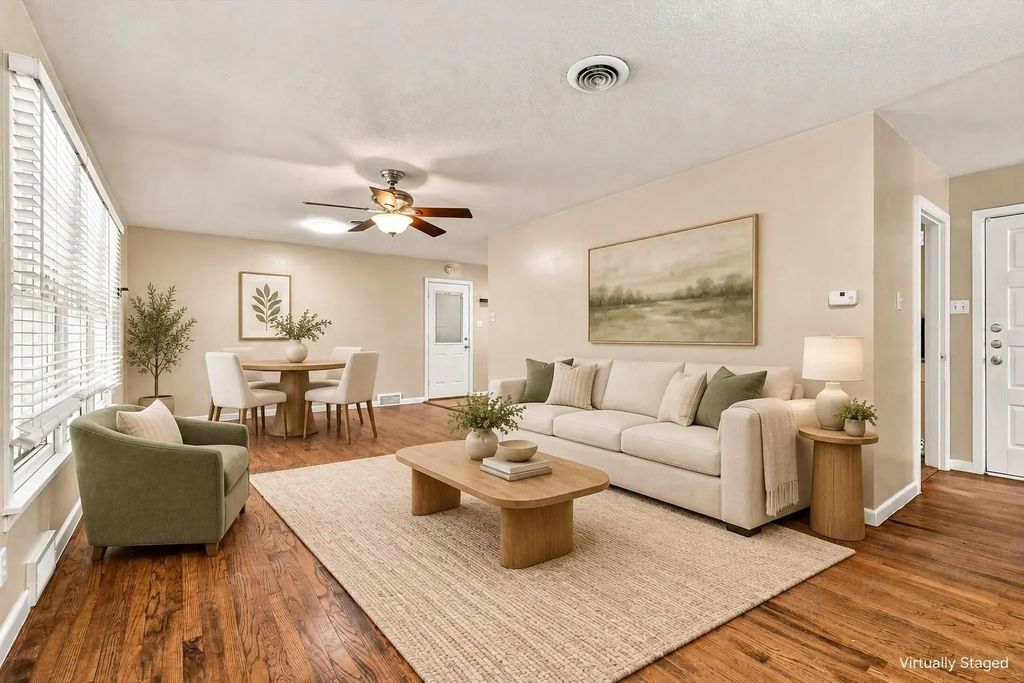 204 University Drive, Arlington