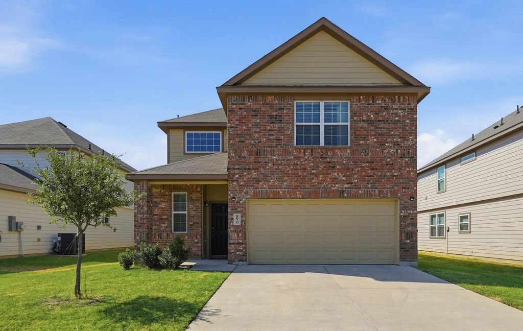 8020 Flora Drive, Fort Worth