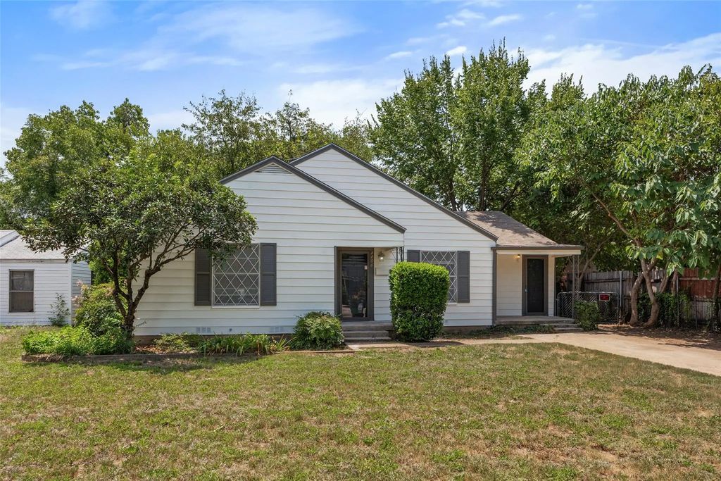 4406 Wayne Court S, Haltom City