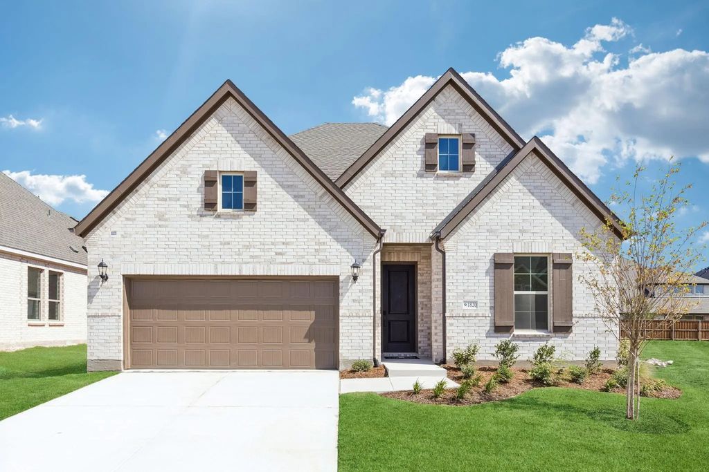 1820 Vetiver Glow Drive, Celina