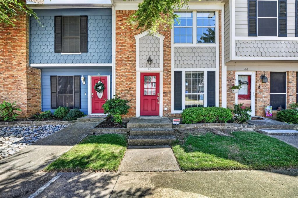 43 Abbey Road, Euless