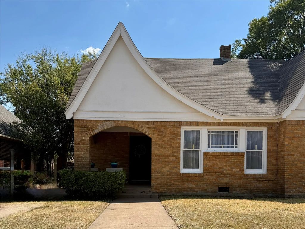 944 Marion Avenue, Fort Worth