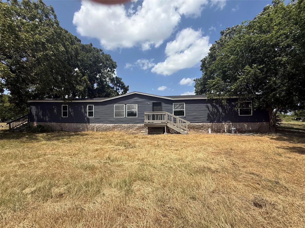 3575 Fm 2101, Greenville