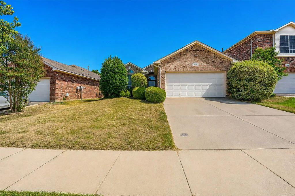 12808 Old Macgregor Lane, Fort Worth