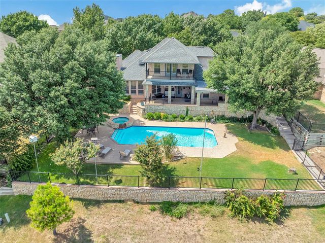 7613 Royal Troon Drive, Fort Worth