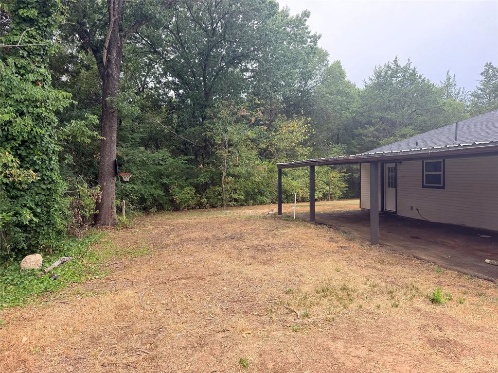 234 Ivy Drive, Denison