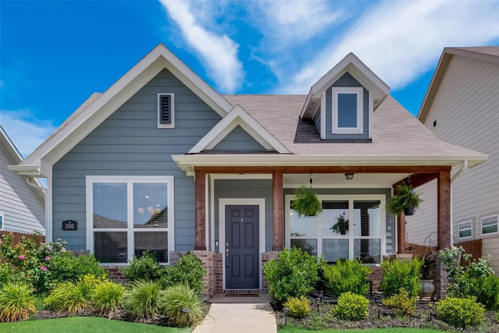 1996 Sunnybrook Drive, Heartland