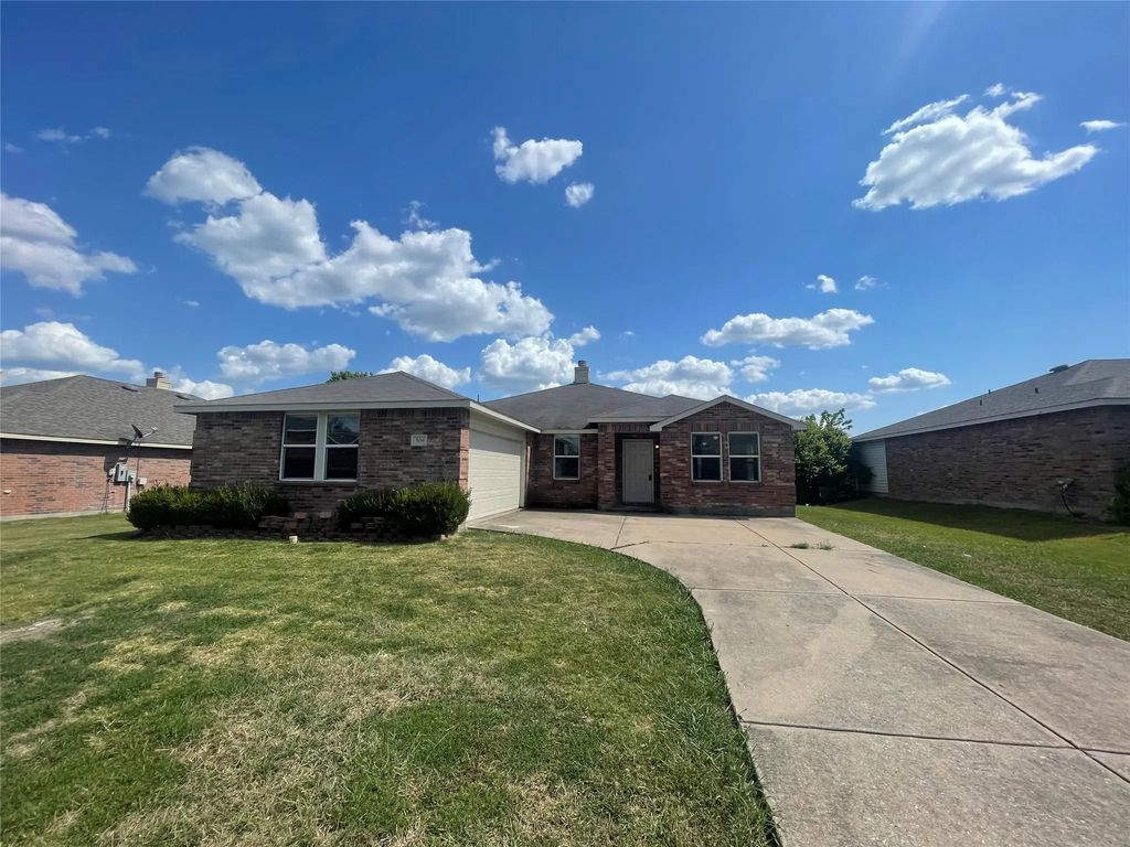 509 Cherrywood Terrace, Royse City