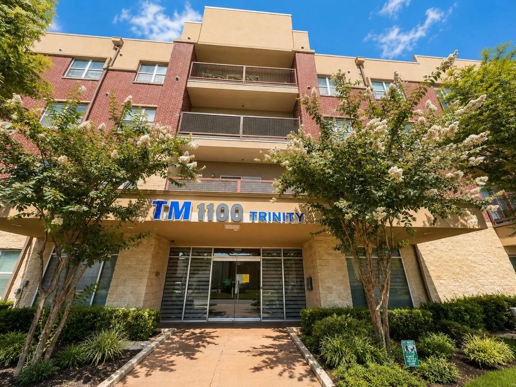 1100 W Trinity Mills Road 3012, Carrollton