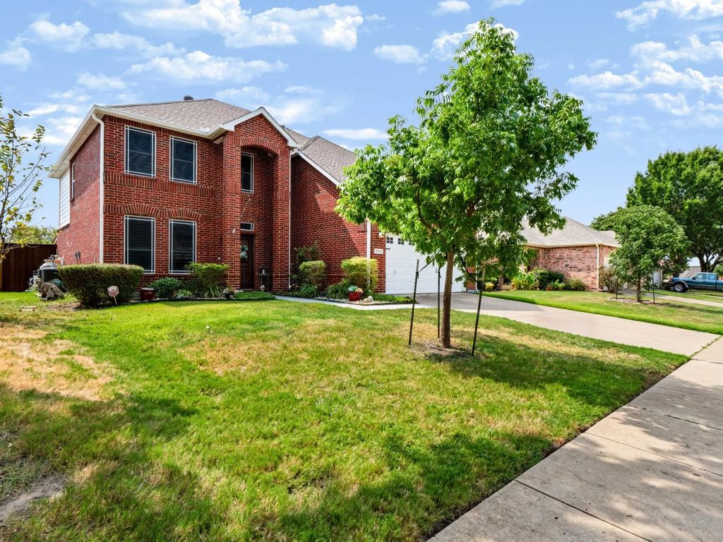 10518 Woodlands Trail, Rowlett