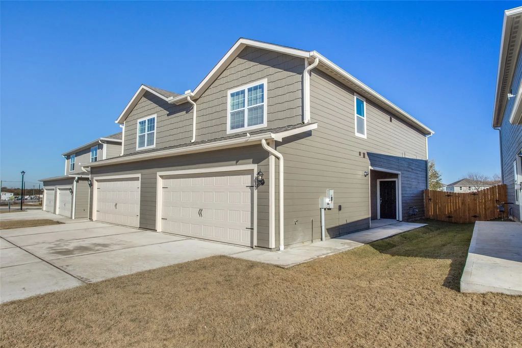 308 Stone Court, Princeton