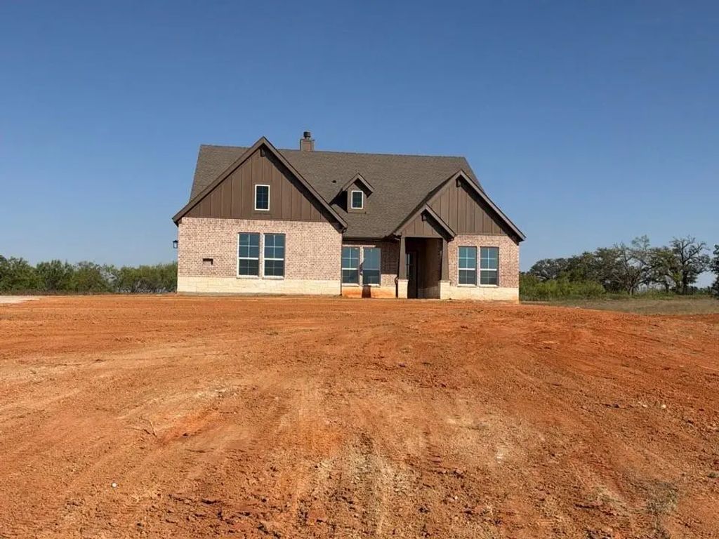 329 Johnny Boy Way, Springtown