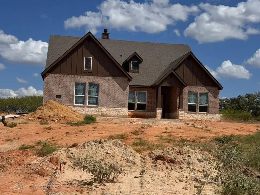 329 Johnny Boy Way, Springtown